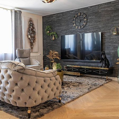 Magnifique Loft / Spa En Face De La Cathedrale ! Нарбонна Экстерьер фото